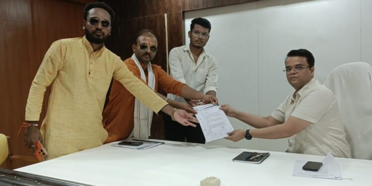 हिंगणघाट वणा नदीतील मानवी सांगाड्यांची विल्हेवाट व अवैध रेतीप्रकरणी कुठलीही चौकशी नाही.