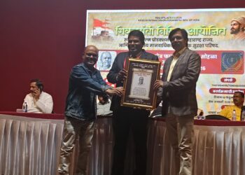 मा. दत्तात्रय सापणार यांना चित्रपट श्रुष्टितील दादासाहेब फाळके पुरस्काराने सन्मानित.