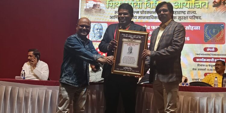 मा. दत्तात्रय सापणार यांना चित्रपट श्रुष्टितील दादासाहेब फाळके पुरस्काराने सन्मानित.